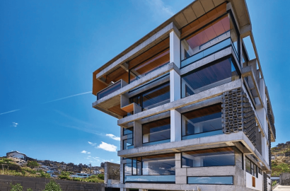 Edificio Rentero en Venta | +$2,700/mes | Diseño Premiado | en Quito - Valle de los Chillos