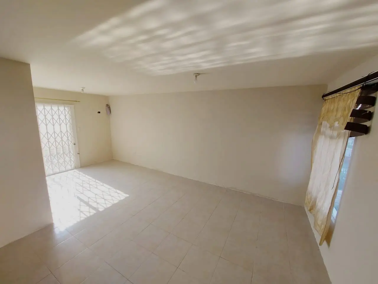 Casa en Venta en Urb. Malaga II Via Salitre