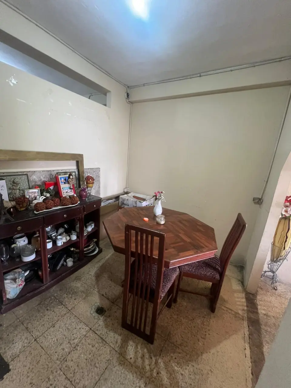 Venta Casa Rentera con 6 departamentos, 2 locales Centro-Sur de Guayaquil