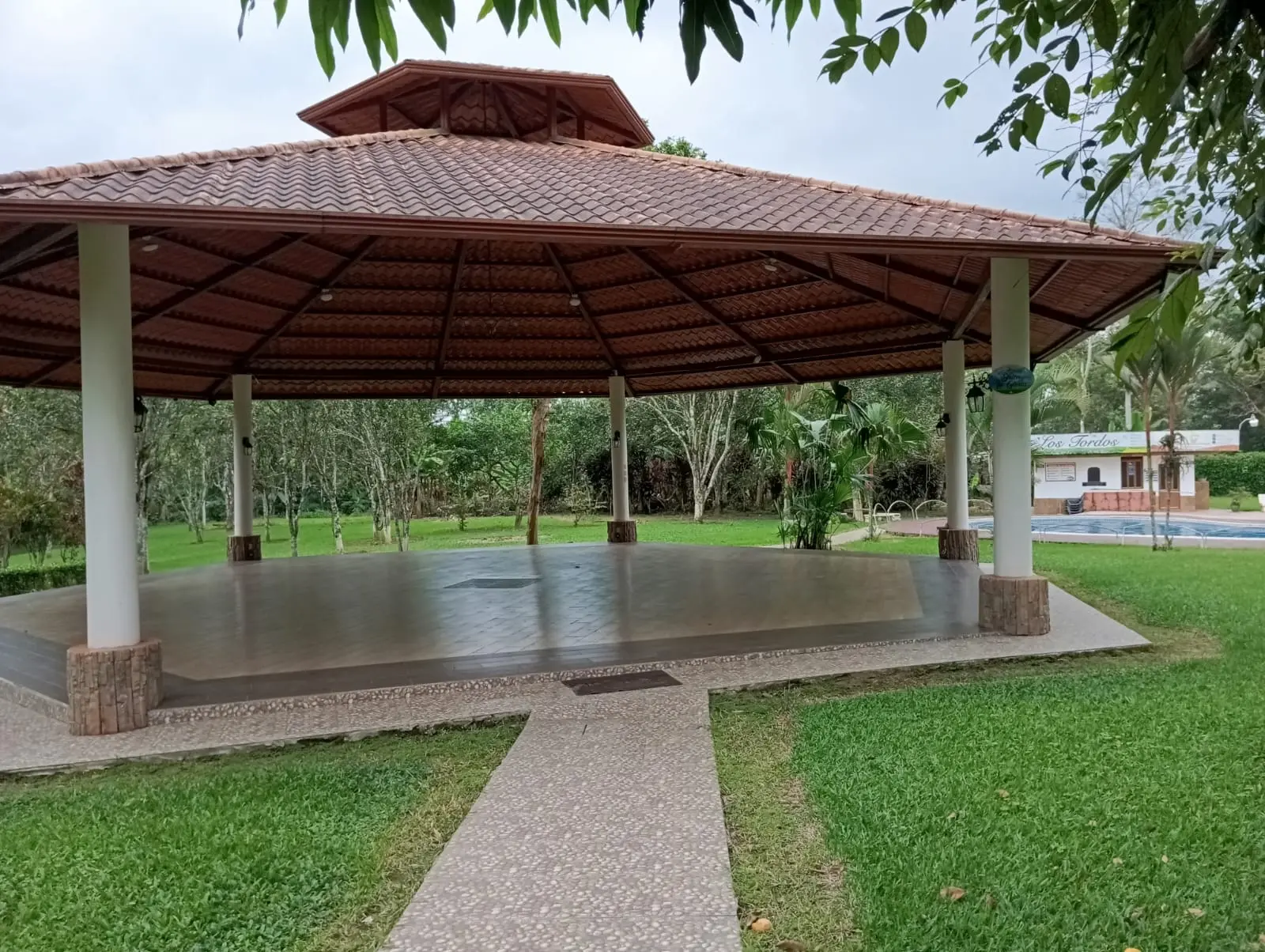 QUINTA EN VENTA - Santo Domingo - Zofi inmobiliaria - Mario Benalcazar